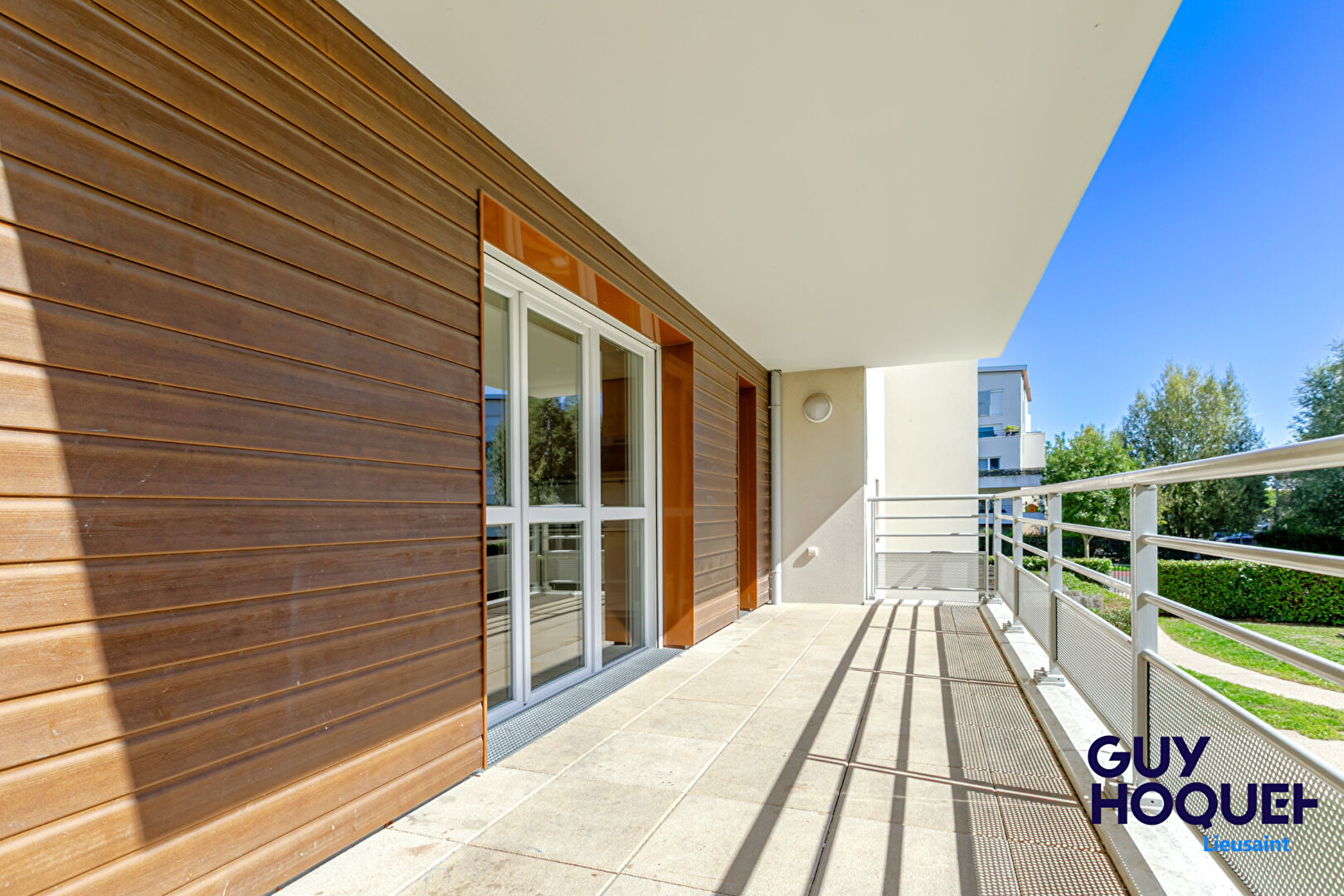 À vendre : Appartement 4 pièces à LIEUSAINT _  Terrasses / 4 stationnements.