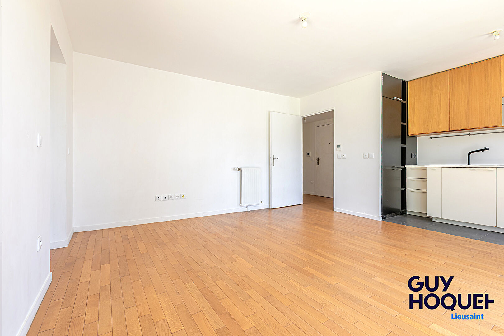 À vendre : Appartement 4 pièces à LIEUSAINT _  Terrasses / 4 stationnements.