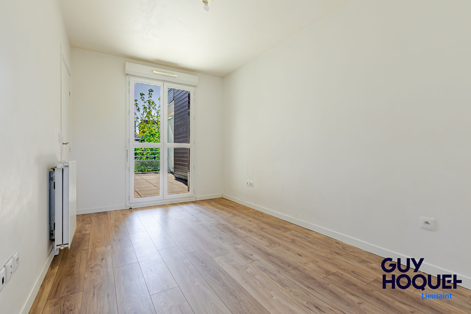 À vendre : Appartement 4 pièces à LIEUSAINT _  Terrasses / 4 stationnements.