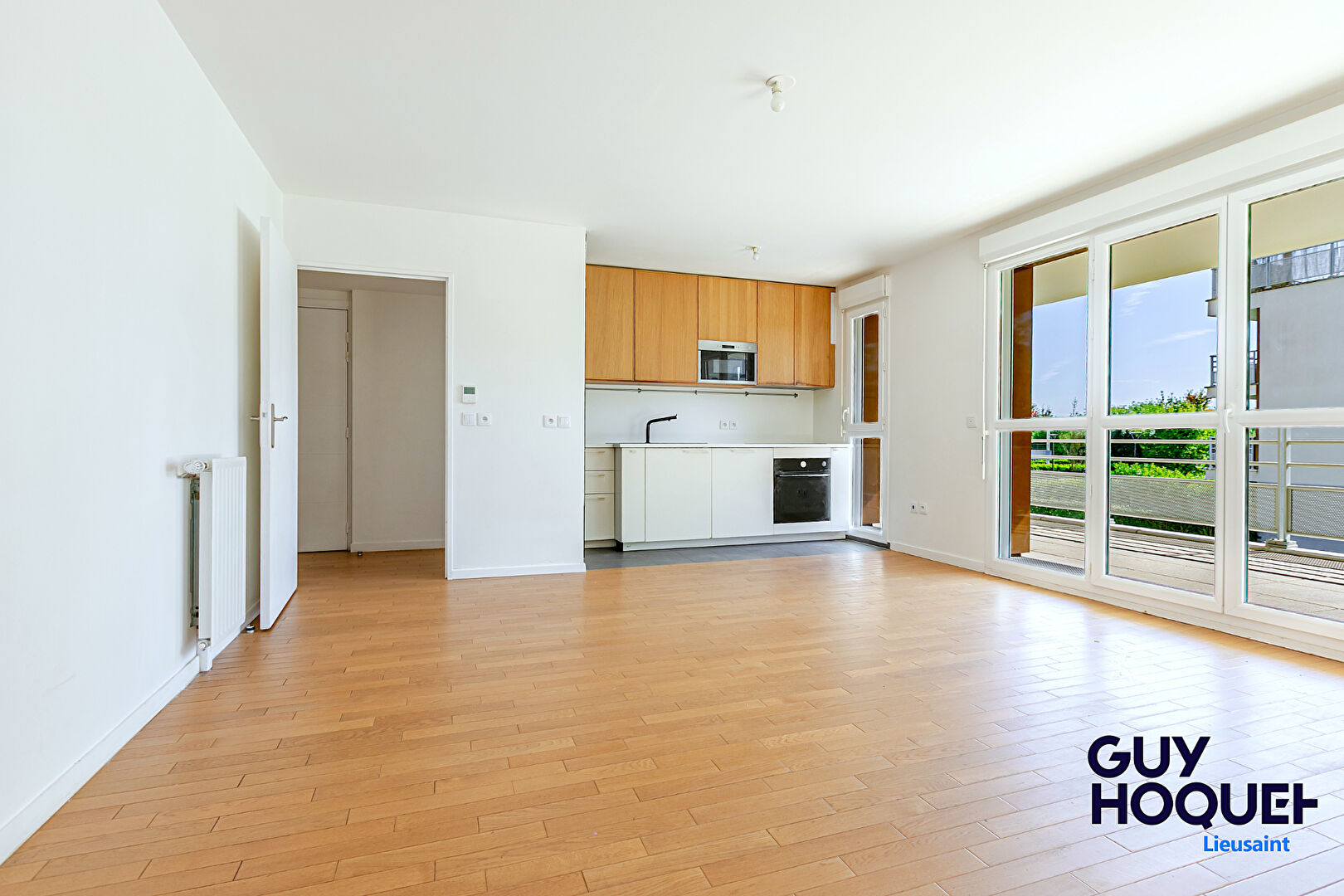 À vendre : Appartement 4 pièces à LIEUSAINT _  Terrasses / 4 stationnements.