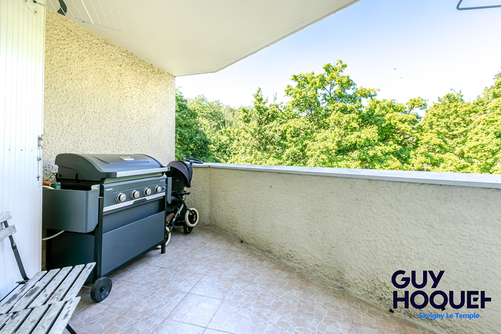 À vendre : Appartement spacieux de 3 chambres // AU CALME !