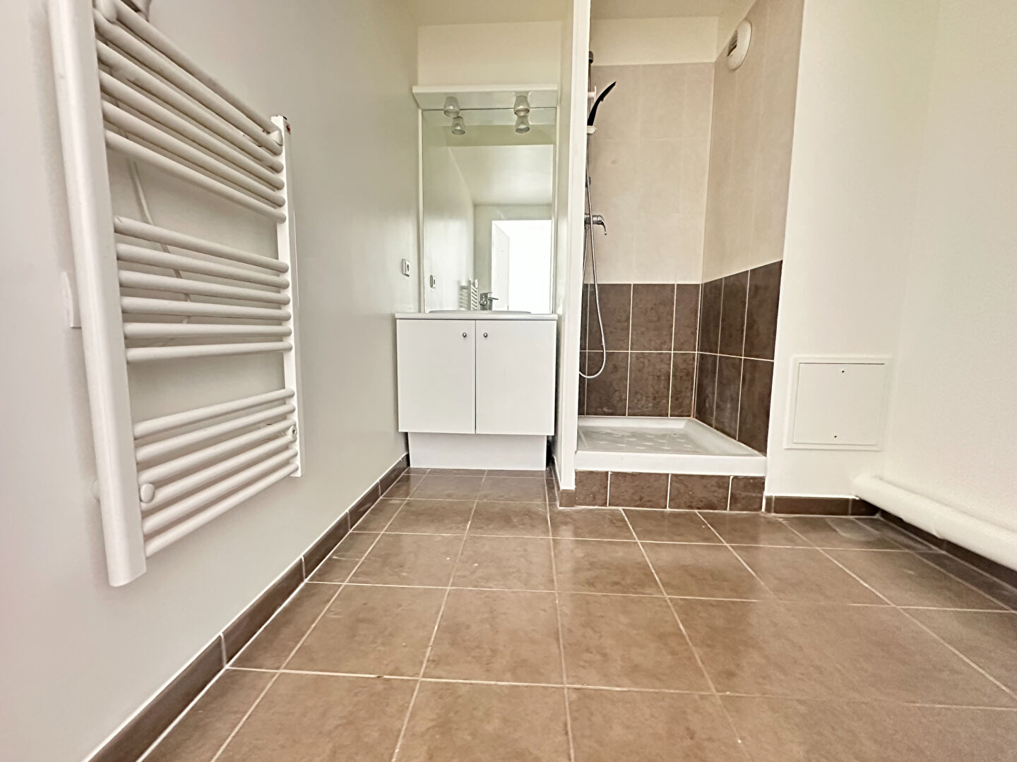 Appartement T1 à louer en rez-de-chaussée à Savigny-le-Temple - Exclusivité Guy Hoquet