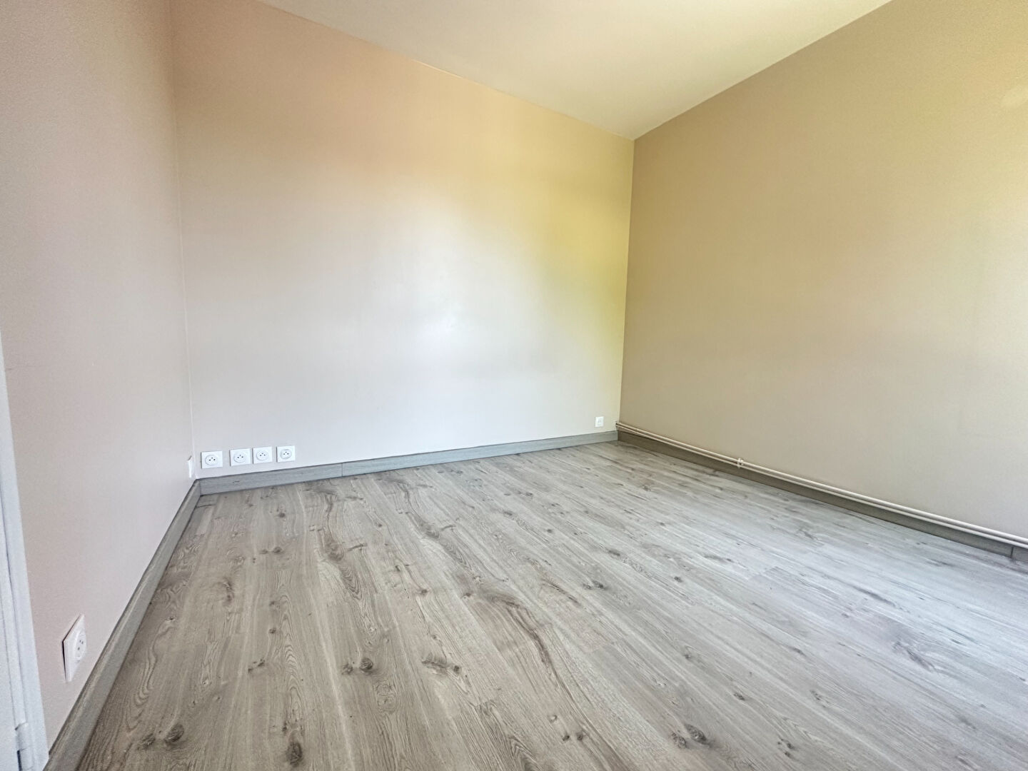 À louer : Appartement 4 pièces à Combs-la-Ville - Exclusivité Guy Hoquet