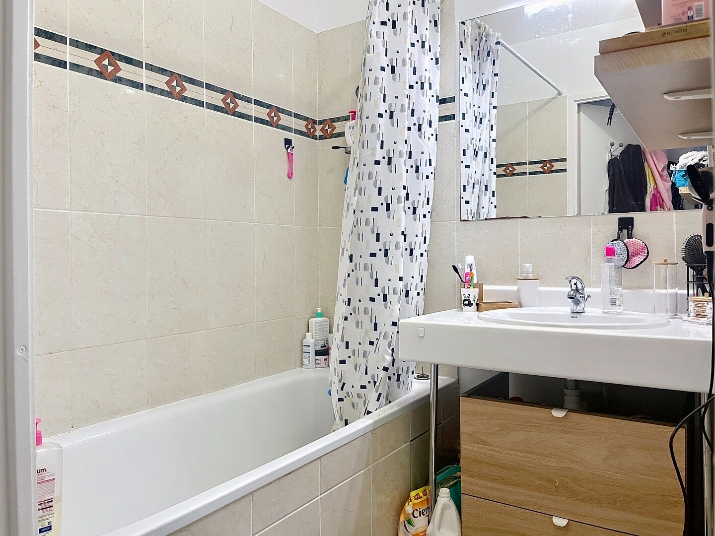 Appartement T2 - 44m²  cave + parking en vente