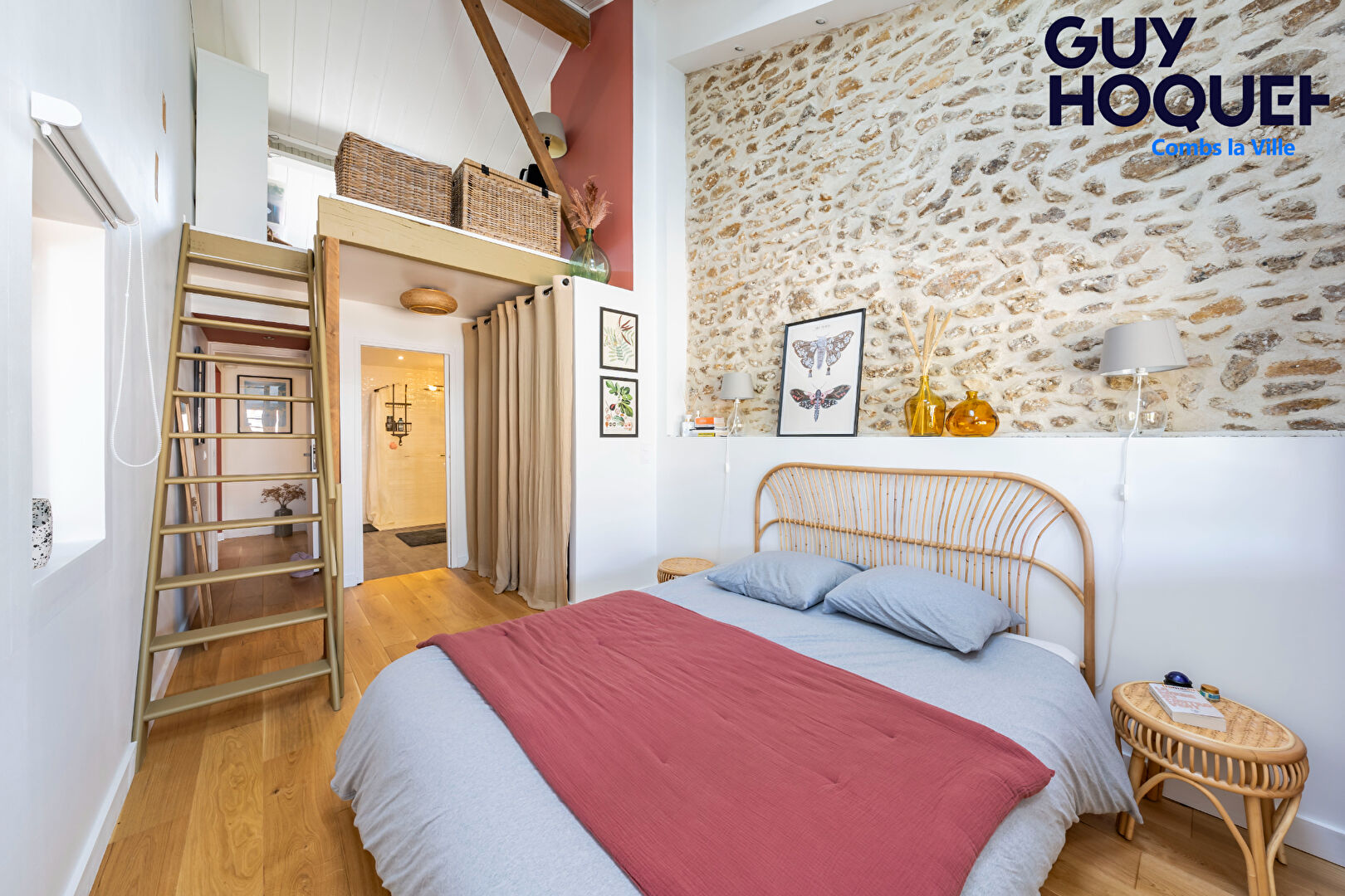 BOUSSY SAINT ANTOINE : maison de 6 pièces (140 m²) en vente