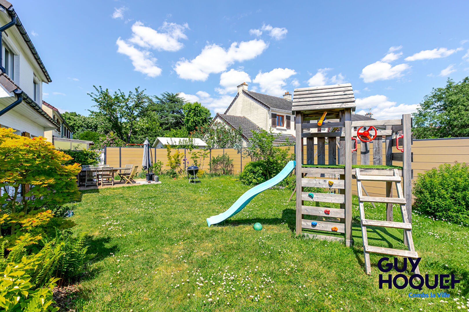 Maison à vendre à Combs la Ville - 5 pièces, 3 chambres