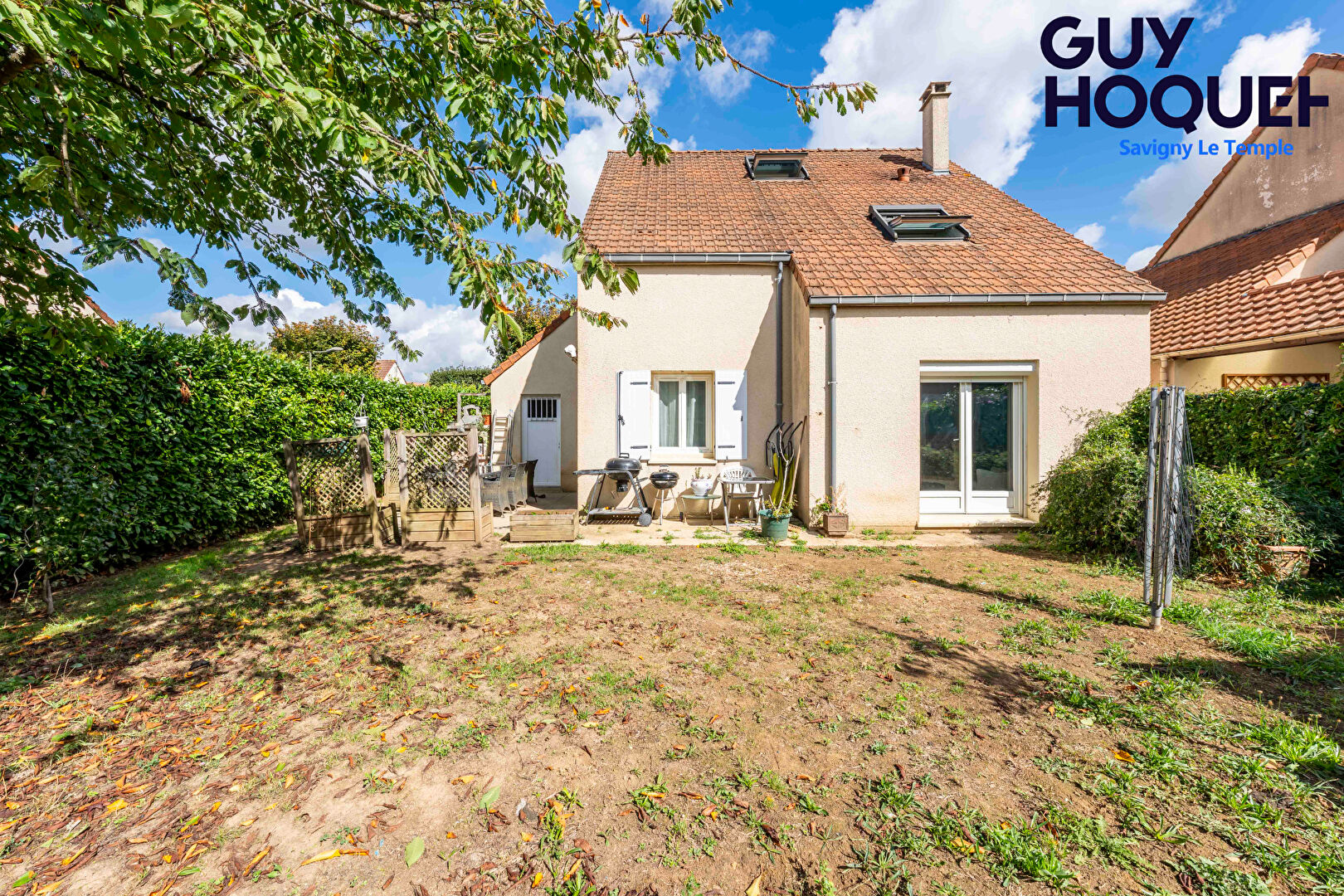 Maison individuel 5 chambres 130m² - Savigny Bourg.