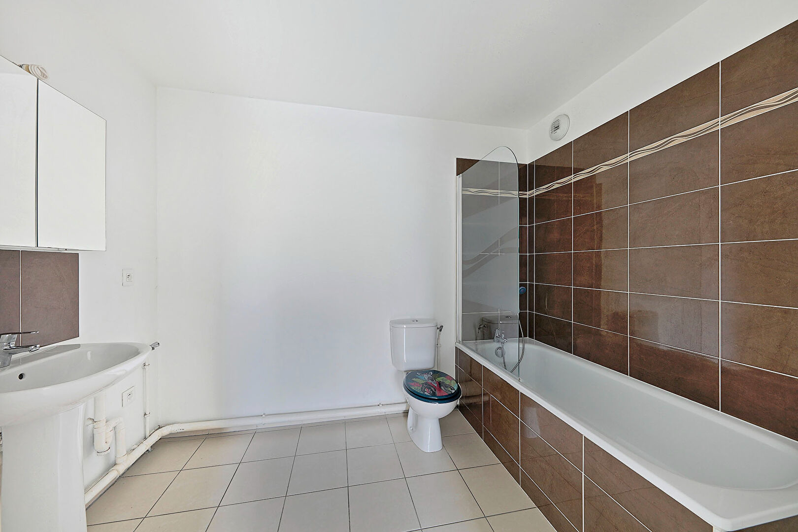 À vendre : Appartement T2 à VERT SAINT DENIS / Ascenseur / Dernier étage