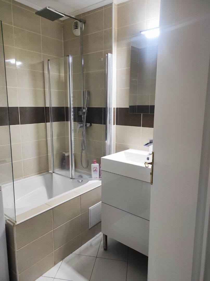 VENTE : appartement F2 (45 m²) à COMBS LA VILLE