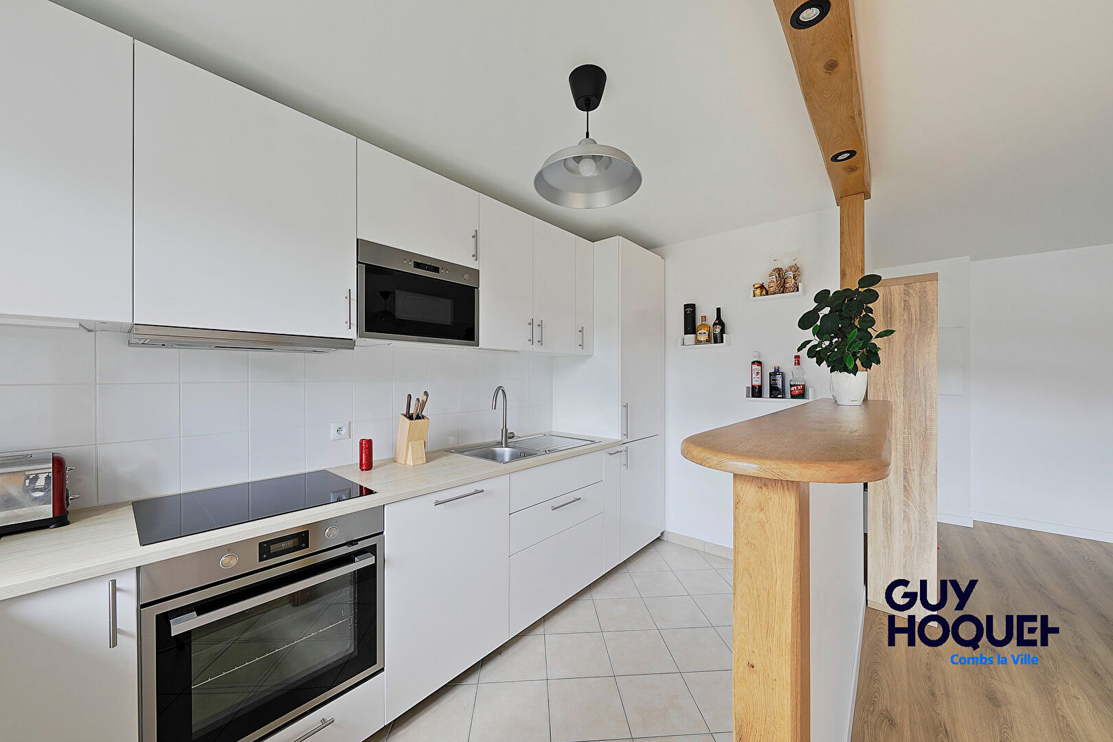 VENTE d'un appartement 3 pièces (58m²) à COMBS LA VILLE