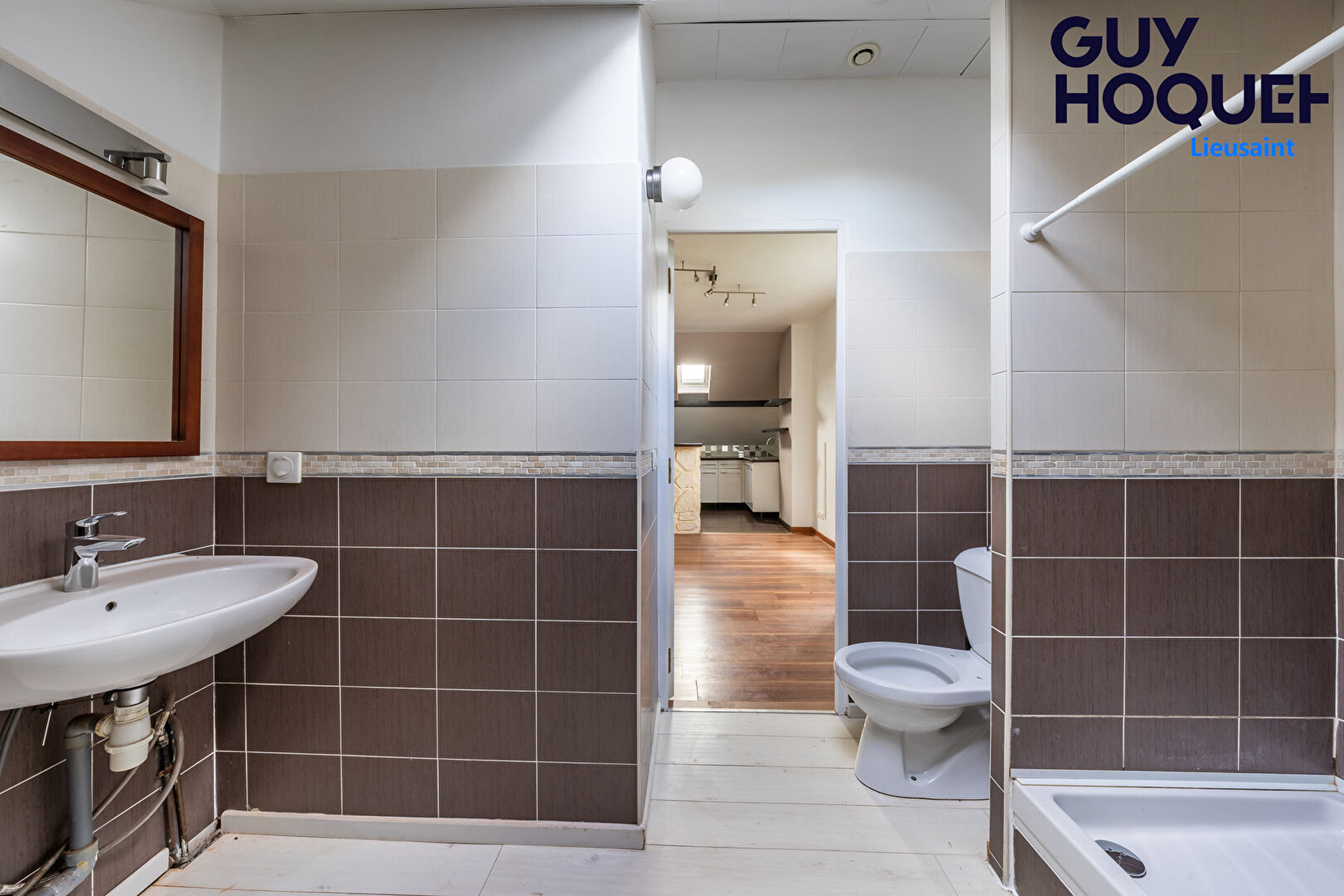 à Vendre, appartement F1 à MOISSY CRAMAYEL - Studio