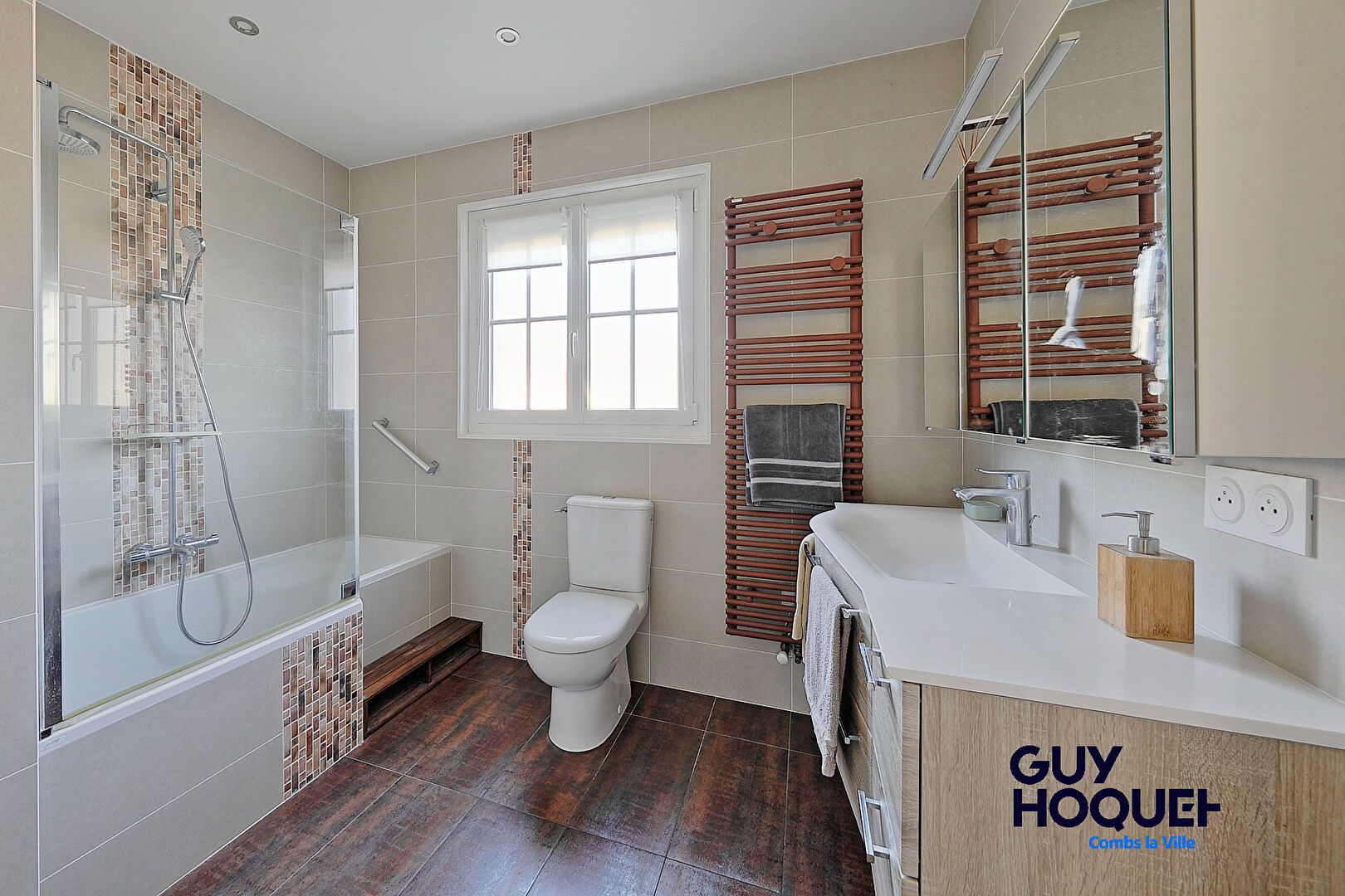 Maison 4 chambres à vendre à COMBS LA VILLE, 430m² de terrain