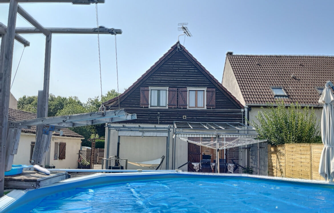 Maison 4 chambres à Savigny-le-Temple