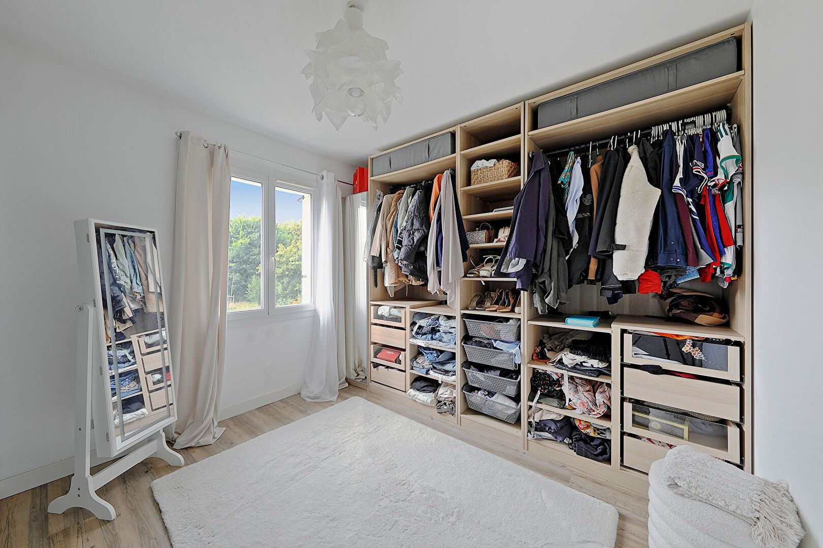 MAISON INDIVIDUELLE SANS VIS-A-VIS à Lieusaint  !!