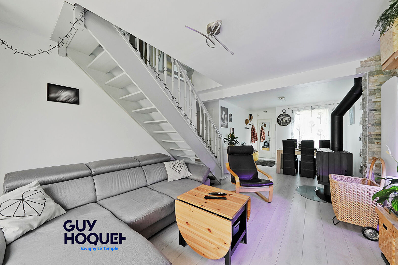 Charmante maison 5 pièces avec jardin - Quartier recherché de la Forêt de Nandy  -