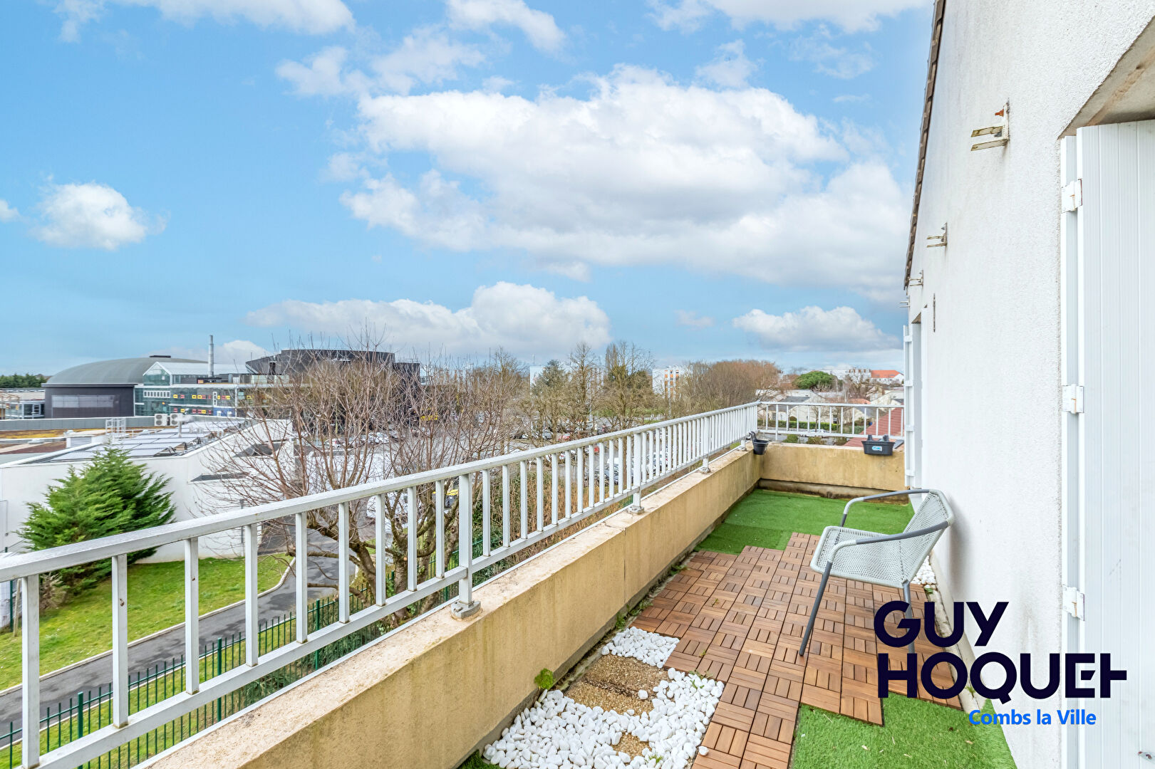 COMBS LA VILLE : appartement 3 pièces (61 m²) à vendre - Dernier étage / Terrasse