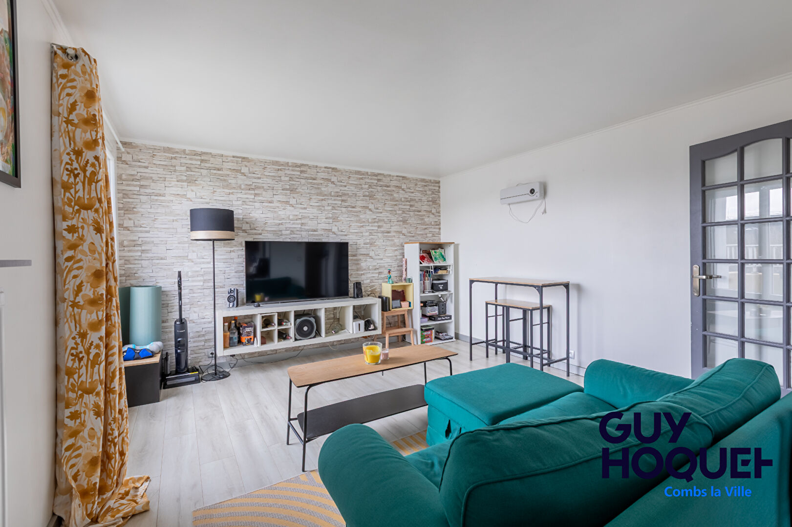 COMBS LA VILLE : appartement 3 pièces (61 m²) à vendre - Dernier étage / Terrasse