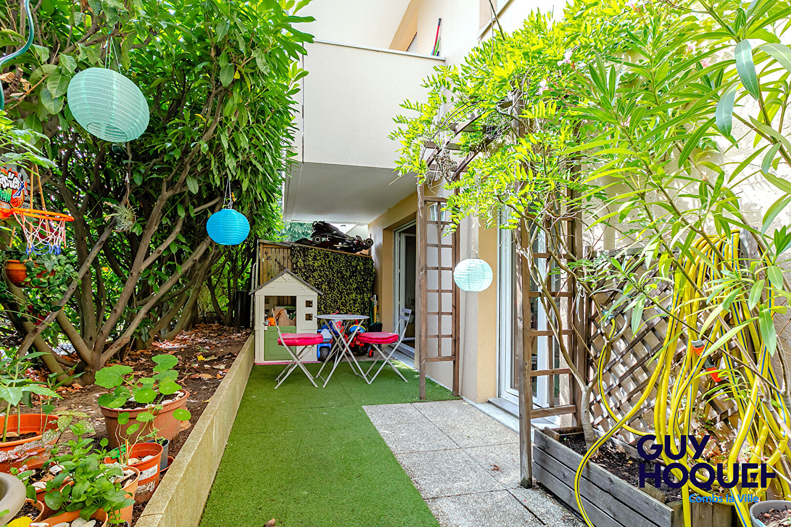 À vendre : Rez-de-jardin 2 pièces à COMBS LA VILLE -  TERRASSE 30m²