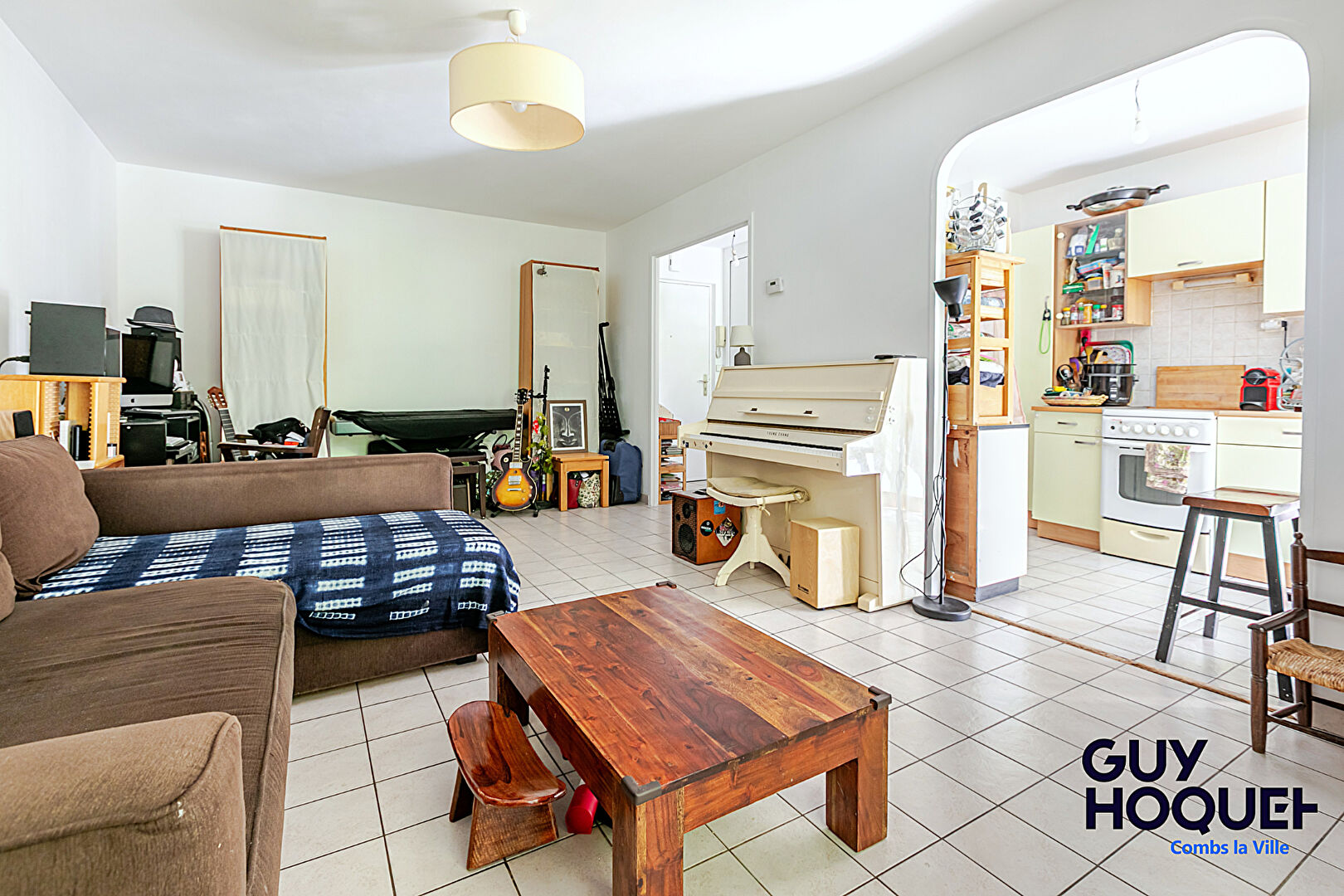 À vendre : Rez-de-jardin 2 pièces à COMBS LA VILLE -  TERRASSE 30m²