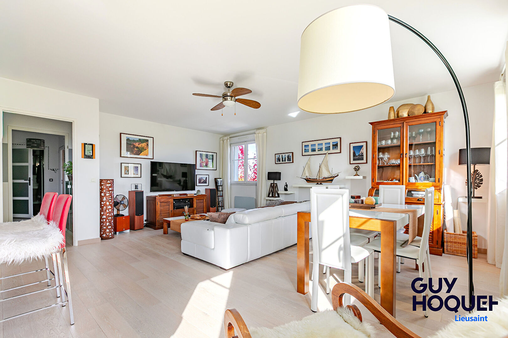 magnifique Appartement  3 pièce(s) 69.76 m2 avec balcon et deux places en sous-sol