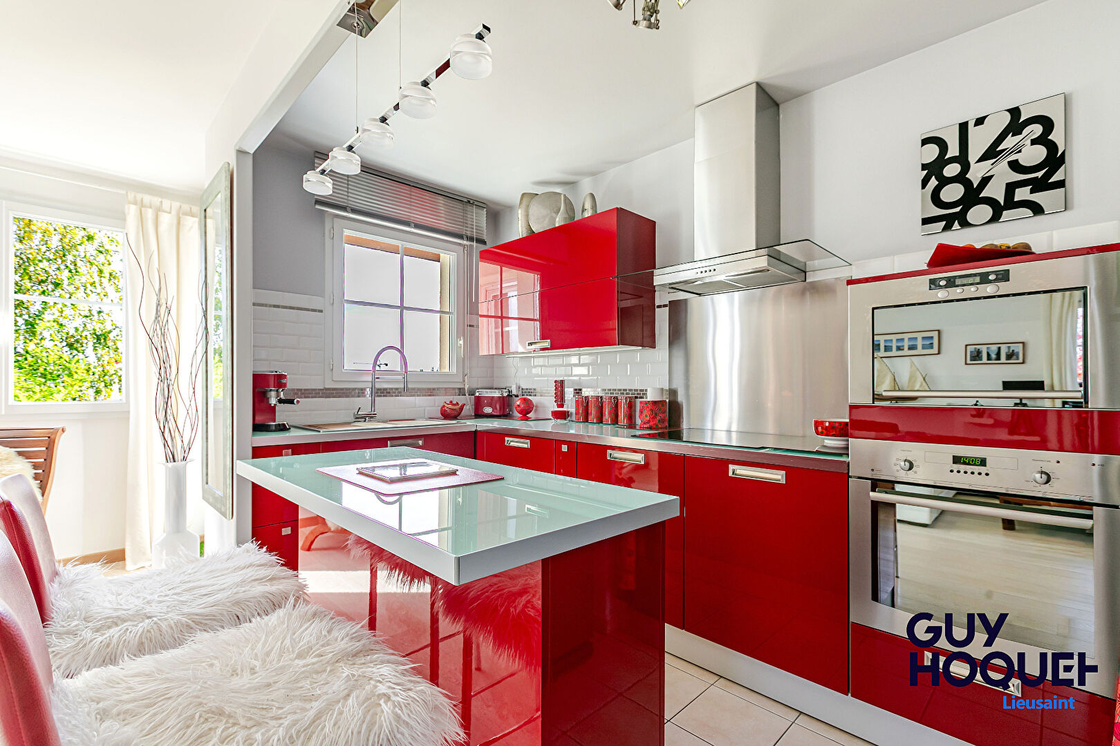 magnifique Appartement  3 pièce(s) 69.76 m2 avec balcon et deux places en sous-sol