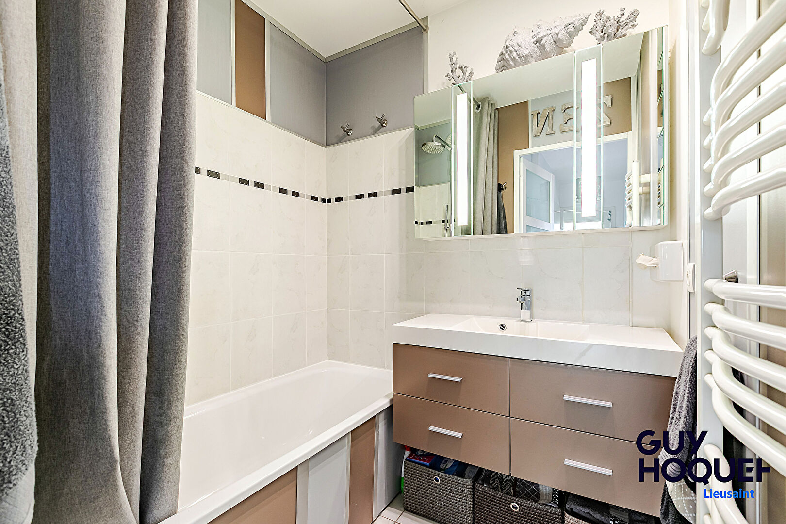 magnifique Appartement  3 pièce(s) 69.76 m2 avec balcon et deux places en sous-sol