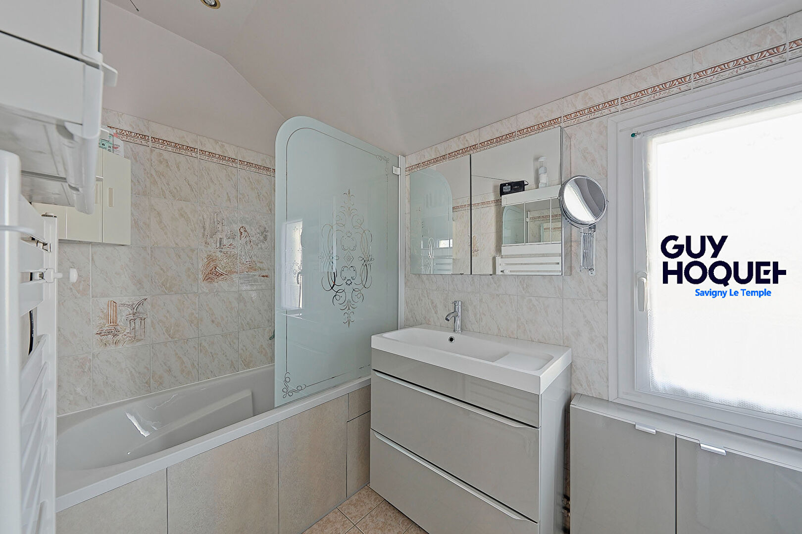 EXCLUSIVITÉ : maison 3 chambres - au calme