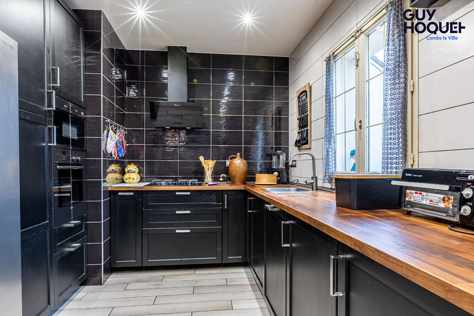 VENTE : maison 4 chambres à COMBS LA VILLE + dépendance de 25m²