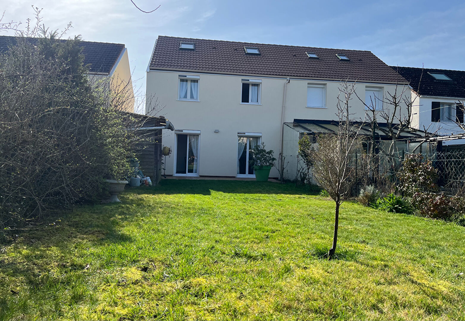 Maison familiale 5 pièces ? 93 m²