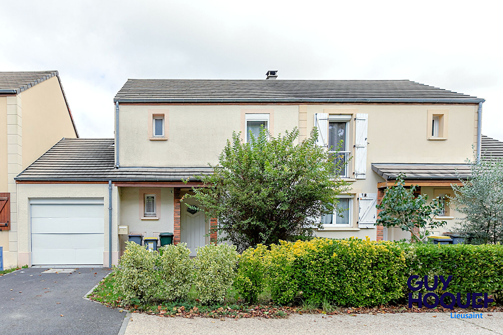 Maison à vendre à Lieusaint - 5 pièces, 3 chambres + bureau - En très bon état.