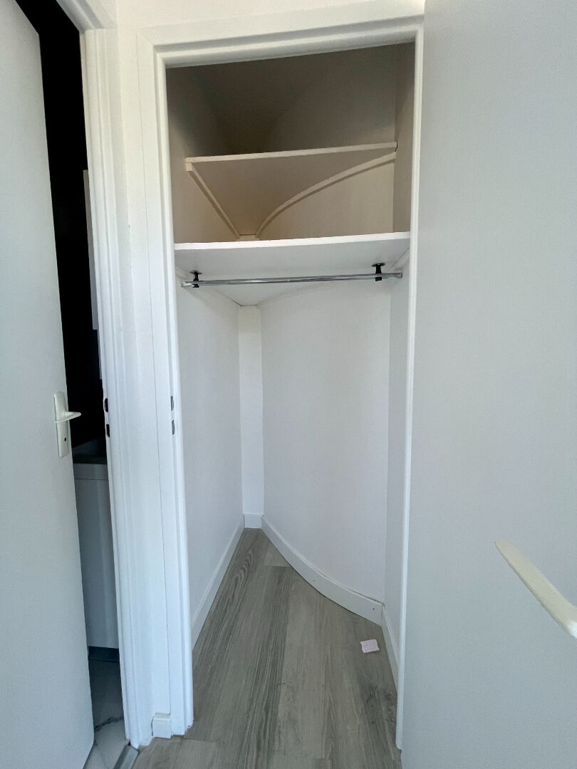 À louer : Appartement 1 pièce à Combs-la-Ville