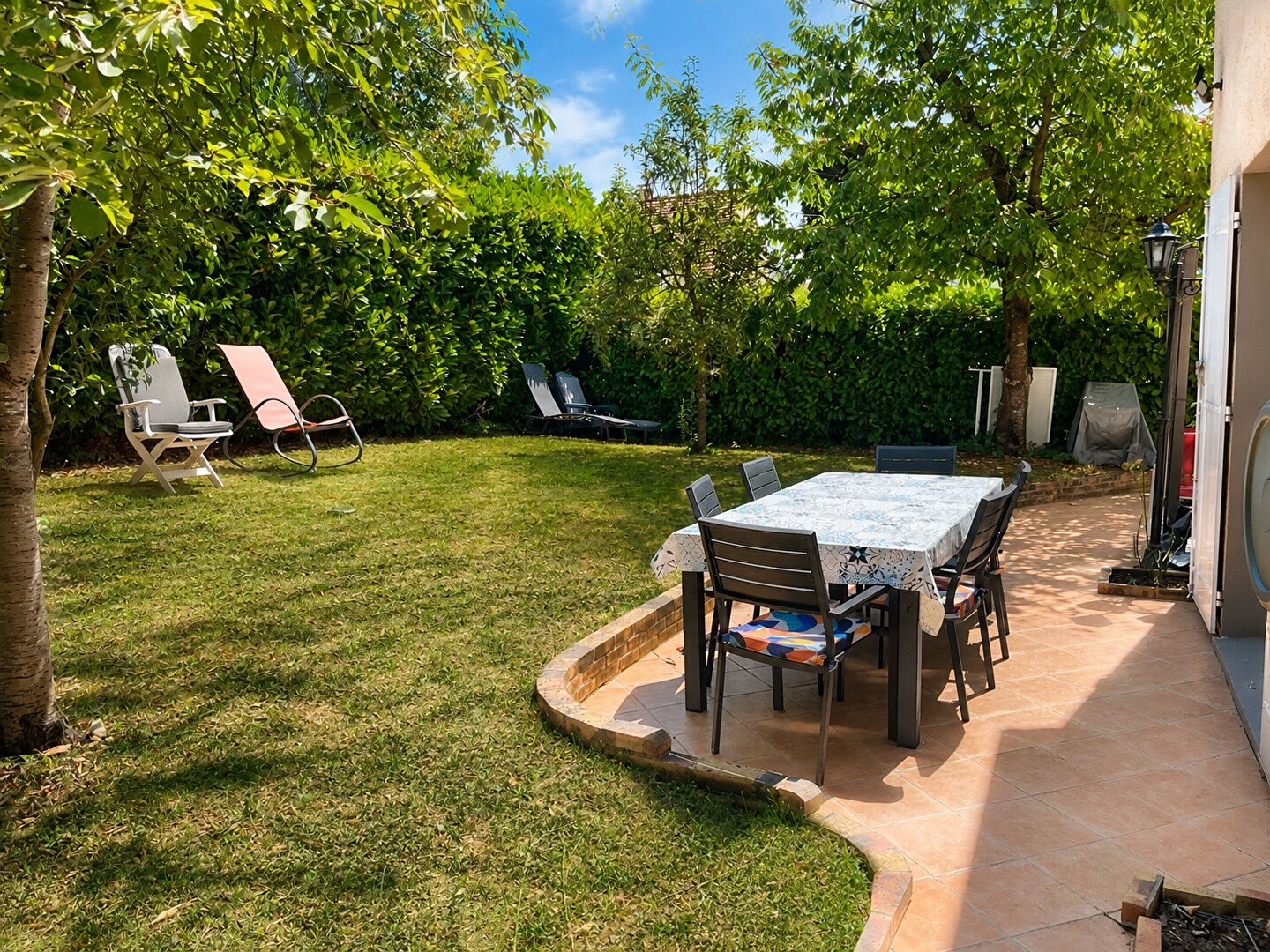 Maison individuelle 132 m2 - 4 chambres - bourg de Savigny