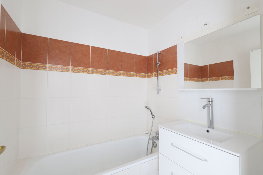 Appartement  rez-de-jardin  3 pièces