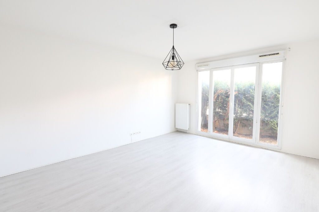 Appartement  rez-de-jardin  3 pièces