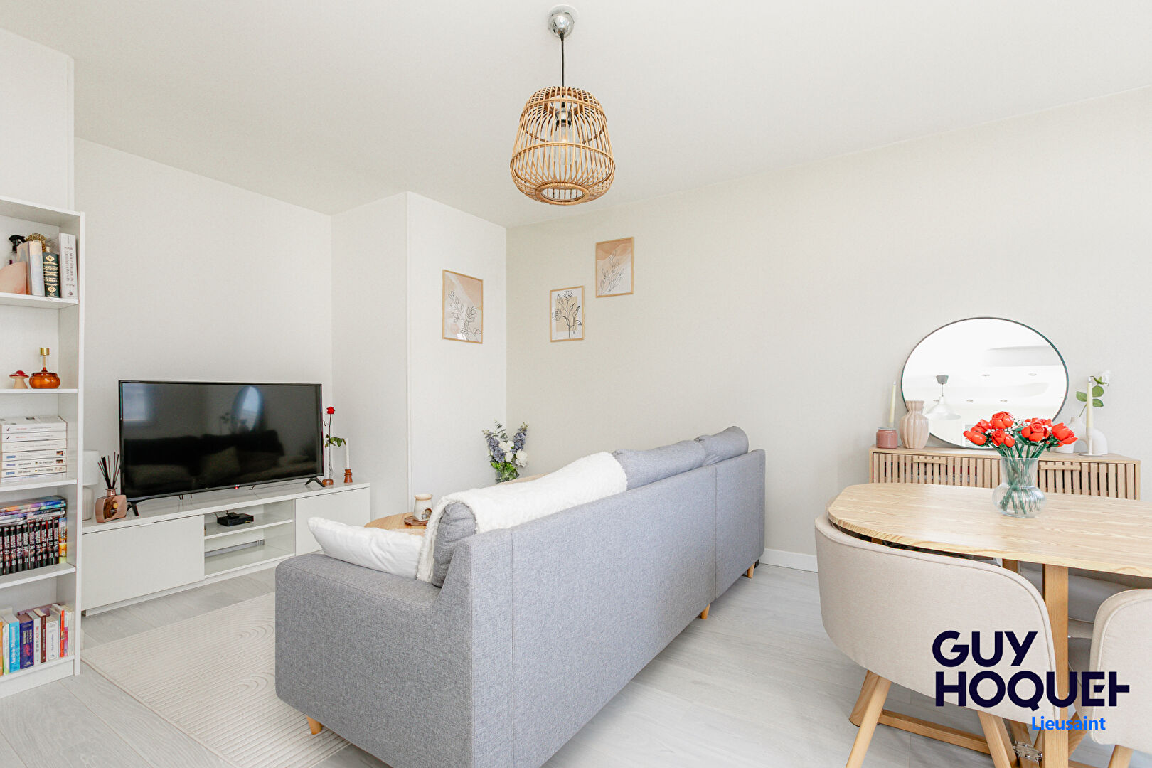 APPARTEMENT T2 SANS TRAVAUX ENTIEREMENT EQUIPEE !!