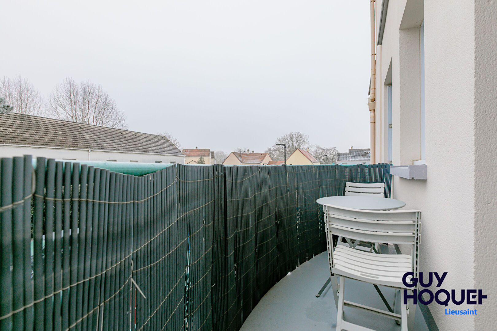 APPARTEMENT T2 SANS TRAVAUX ENTIEREMENT EQUIPEE !!