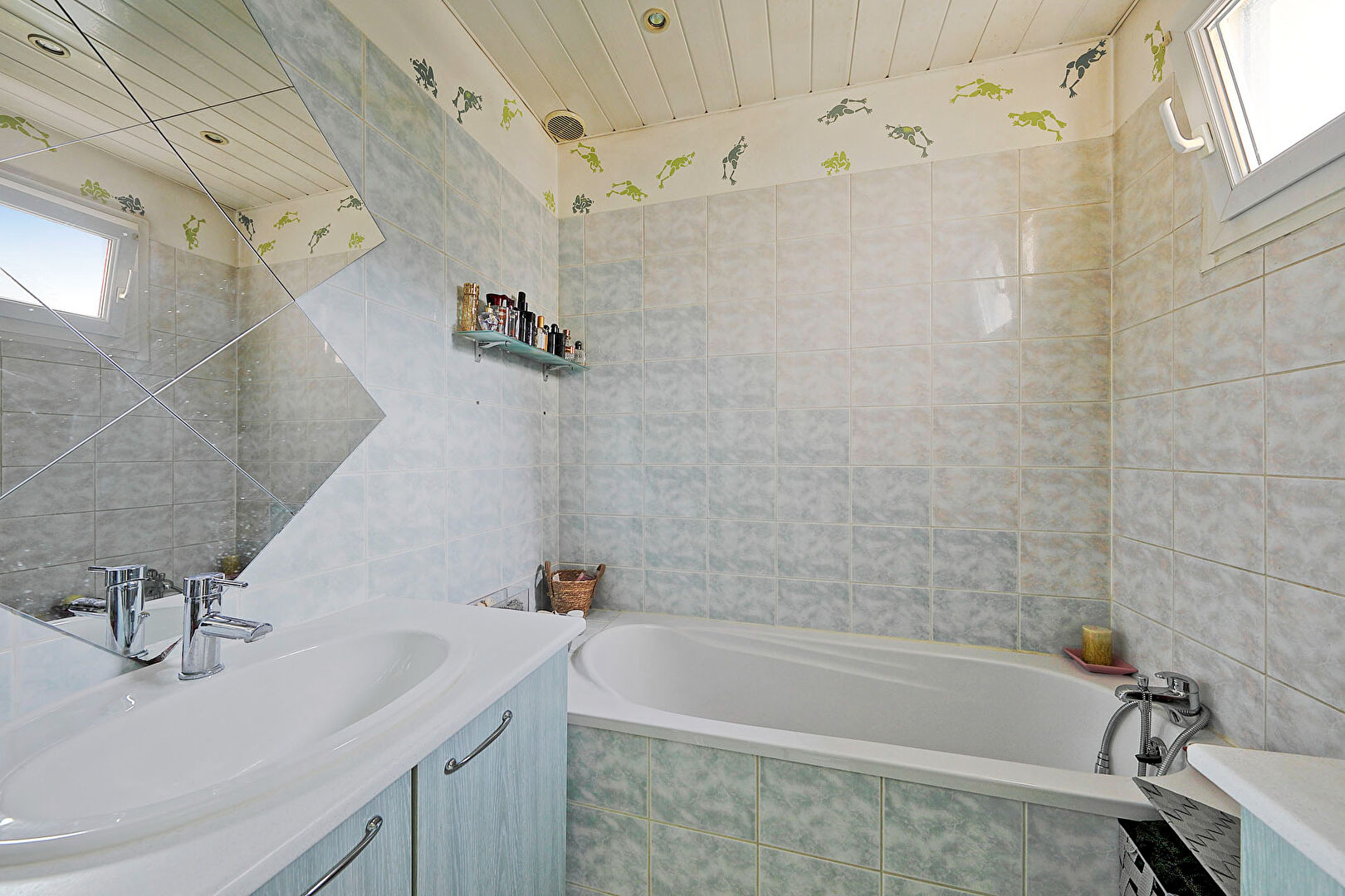 Maison 96m² de 3 chambres à vendre à Lieusaint  // RAVALEMENT FAIT !