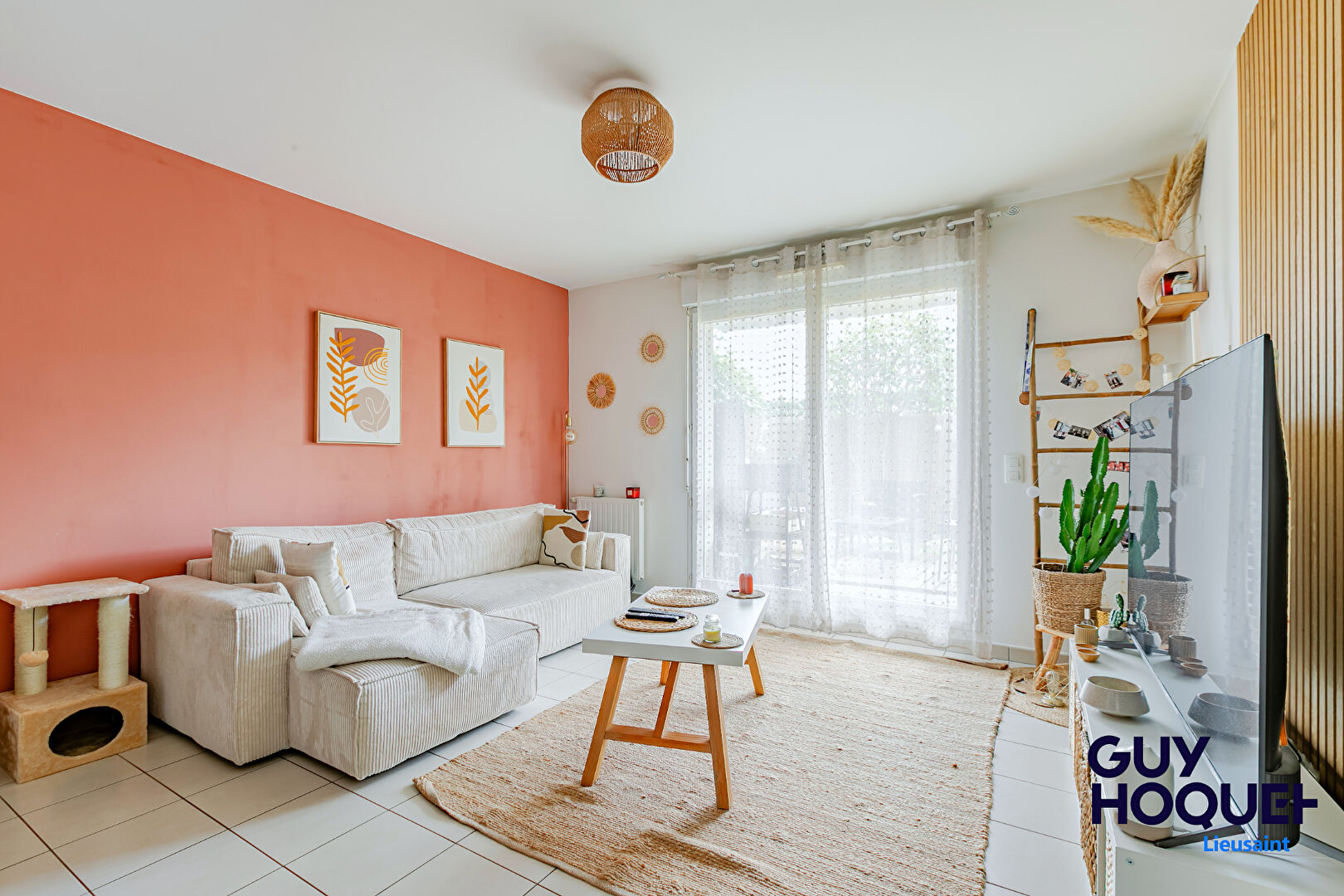 Appartement Lieusaint 2 pièce(s) avec terrasse et jardin, 2 places de parking !