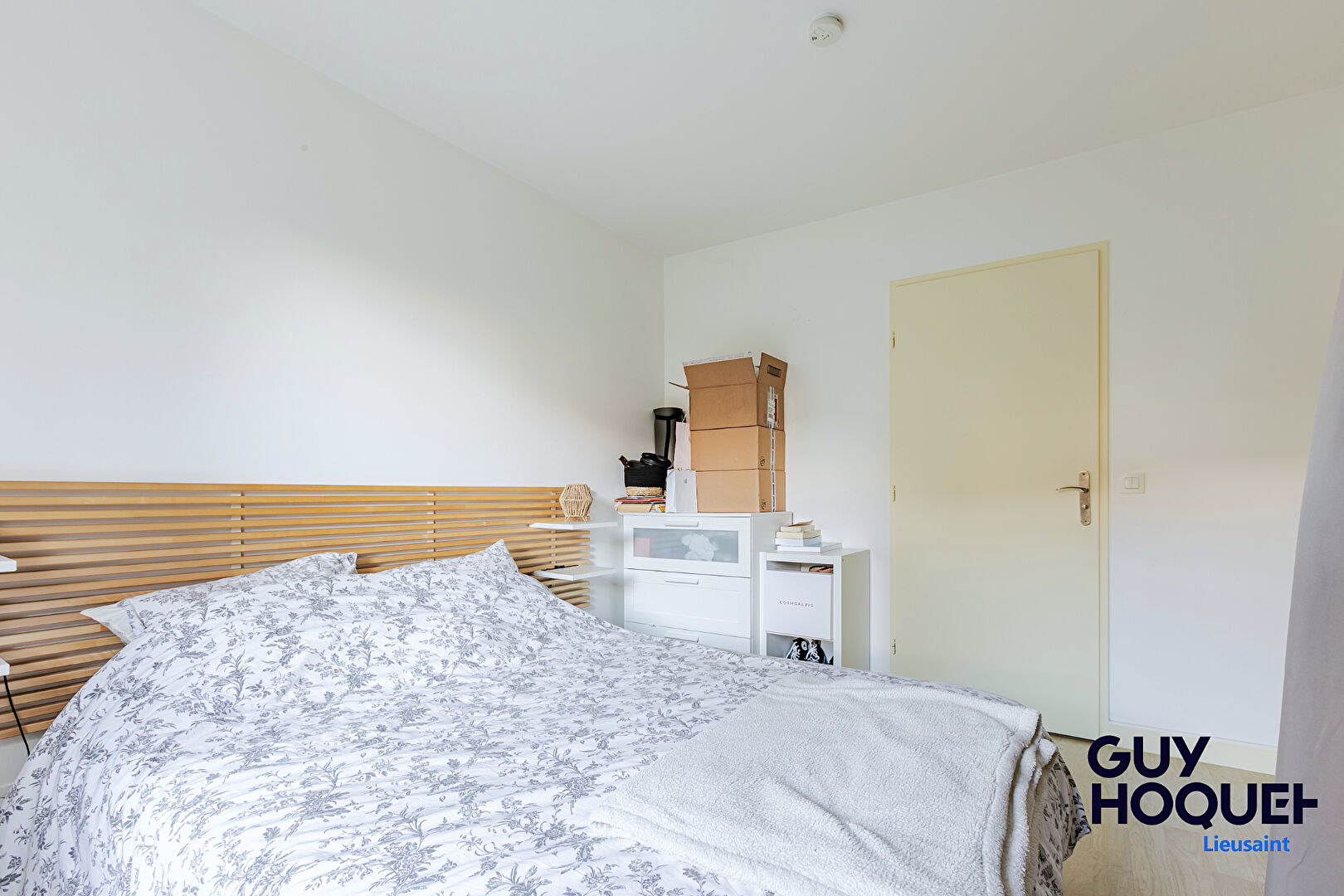 Appartement Lieusaint 2 pièce(s) avec terrasse et jardin, 2 places de parking !