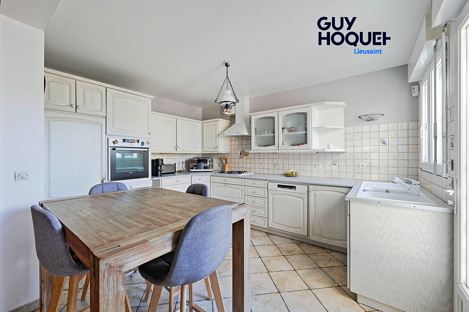 Magnifique maison spacieuse à vendre à Lieusaint - 5 chambres, jardin et garage