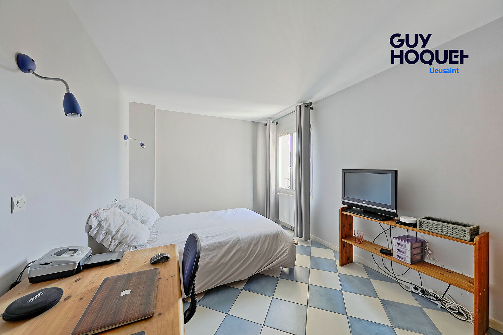 Magnifique maison spacieuse à vendre à Lieusaint - 5 chambres, jardin et garage