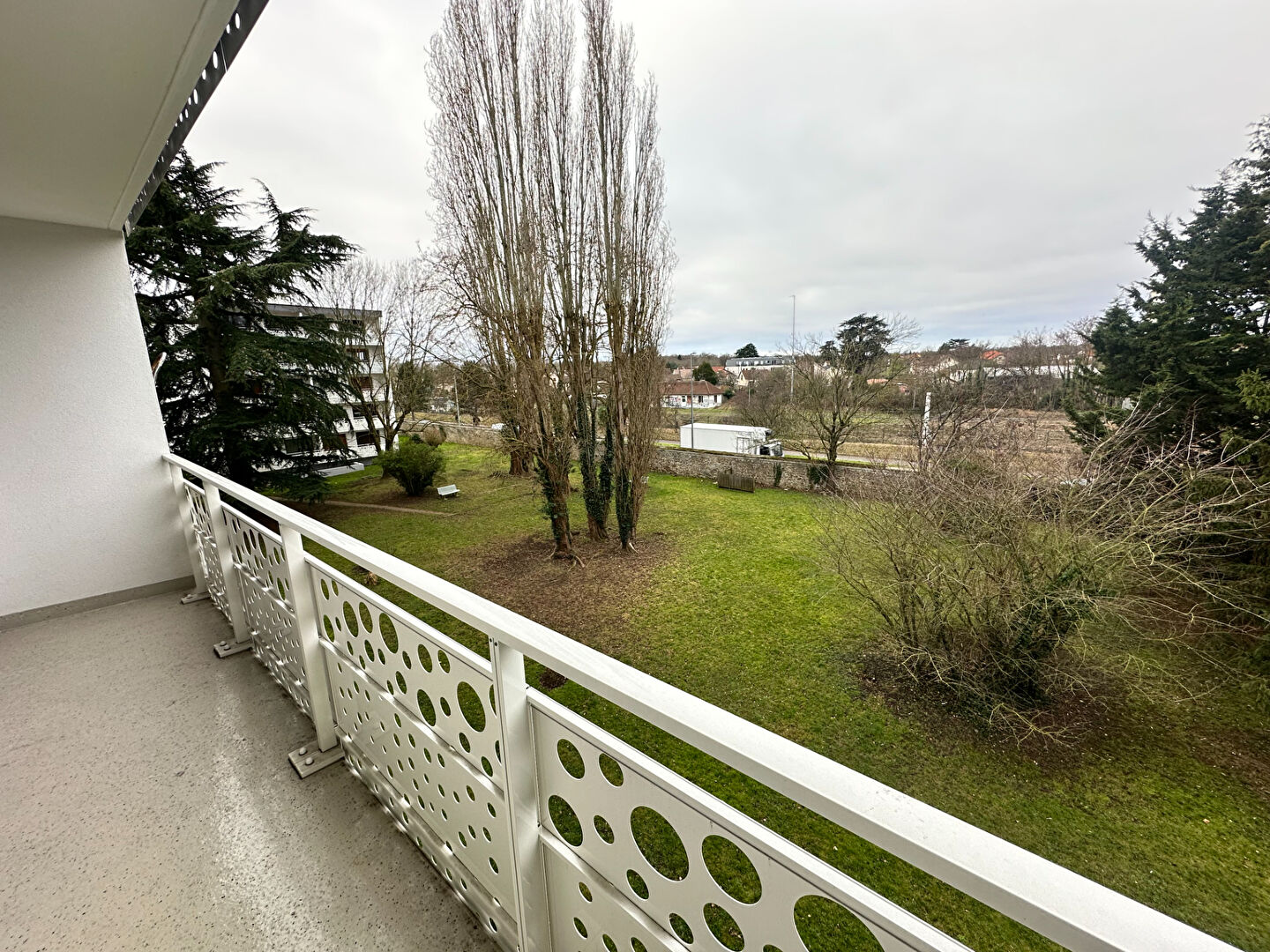 À louer : Appartement 1 pièce à Combs-la-Ville - Exclusivité Guy Hoquet