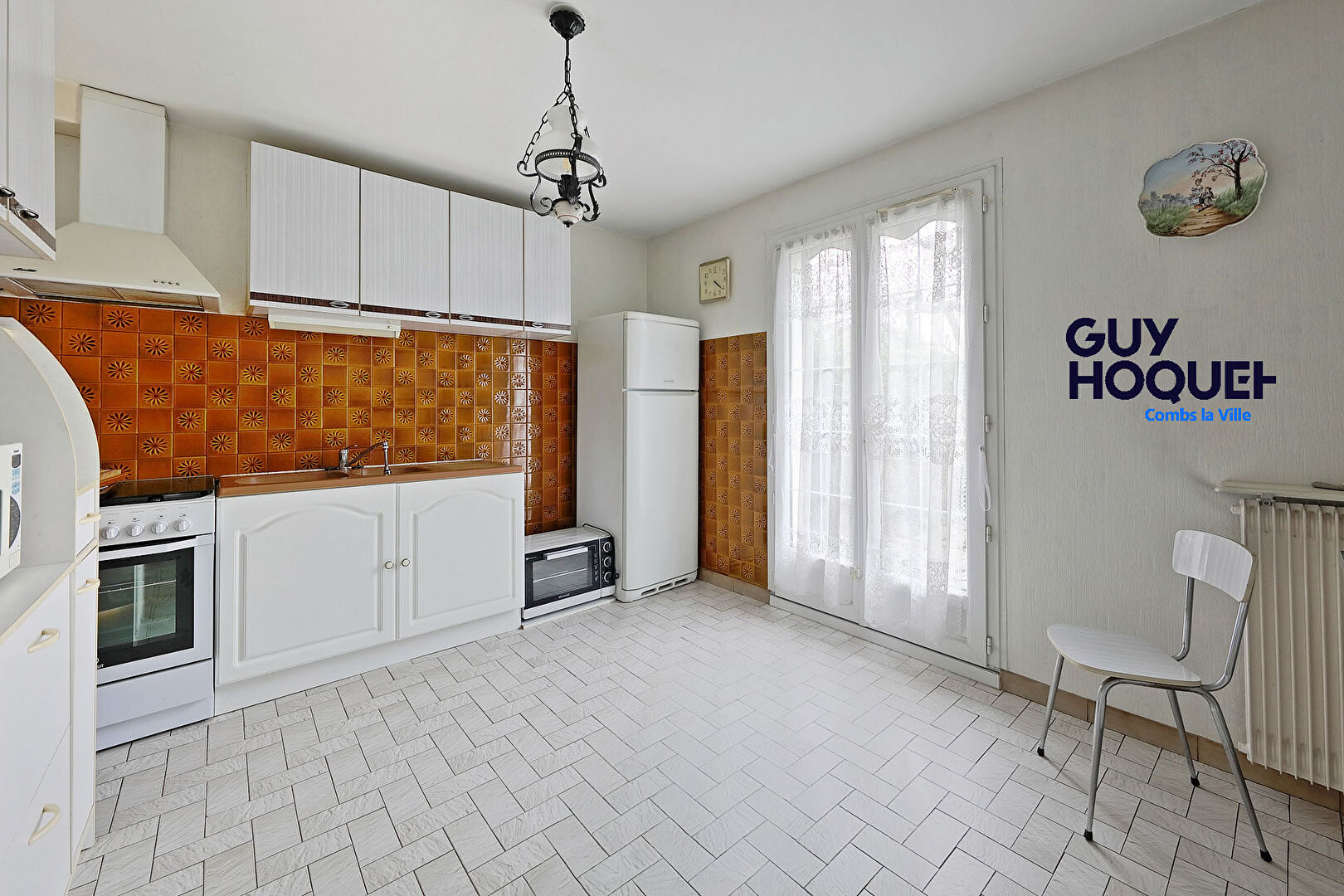 Maison à vendre à Combs la Ville  avec sous-sol total  et garage