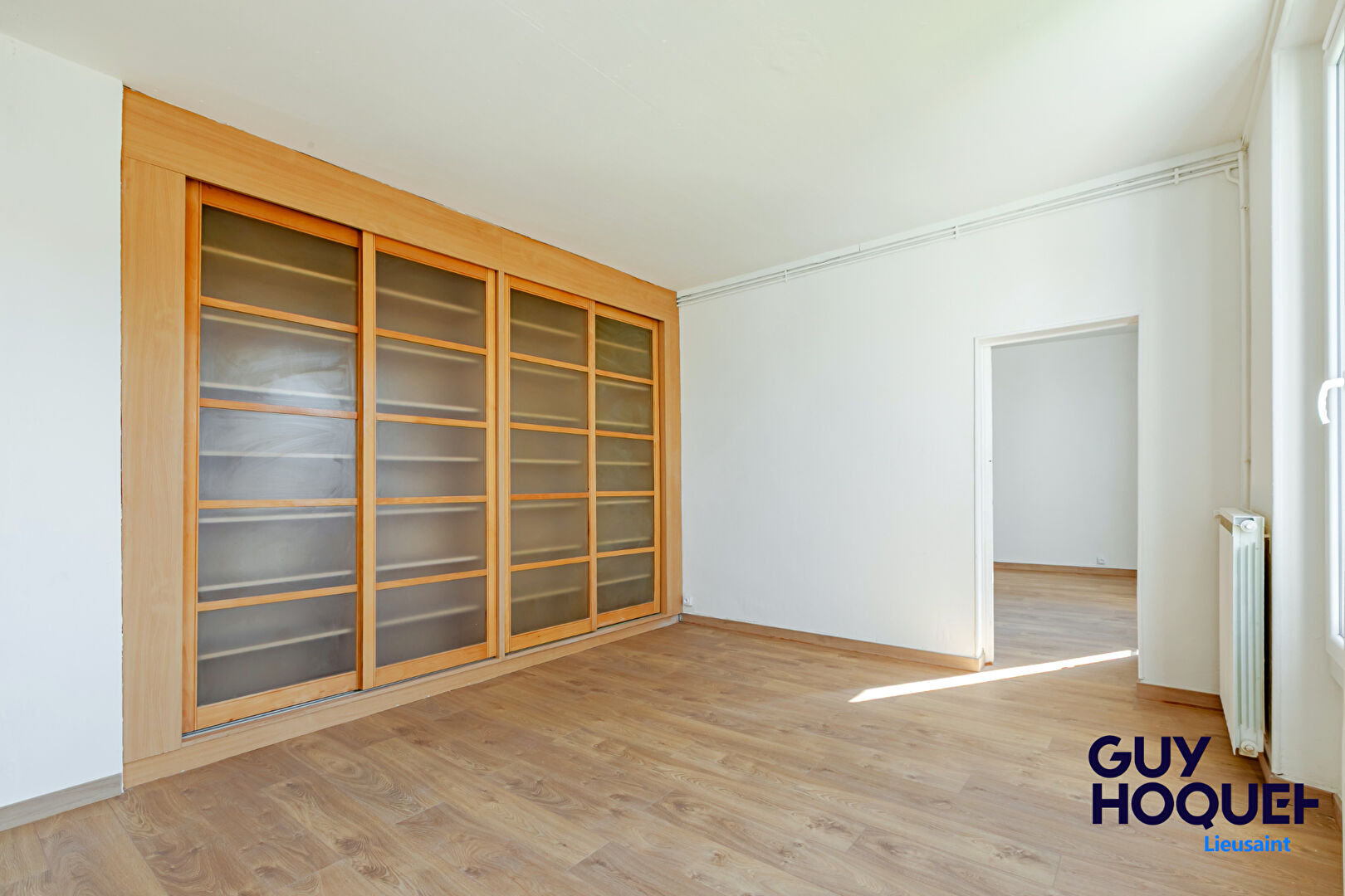 Appartement 2 pièces entièrement rénové avec grenier et cave à Corbeil Essonnes