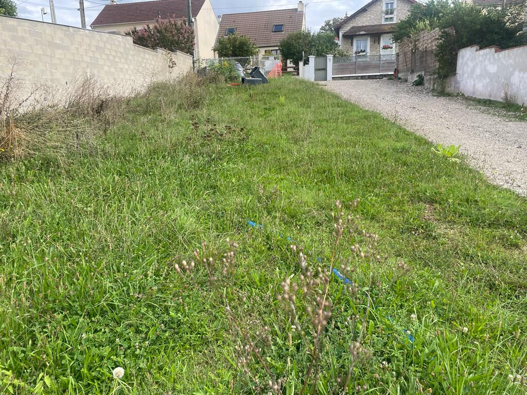 Terrain Combs La Ville 280 m2