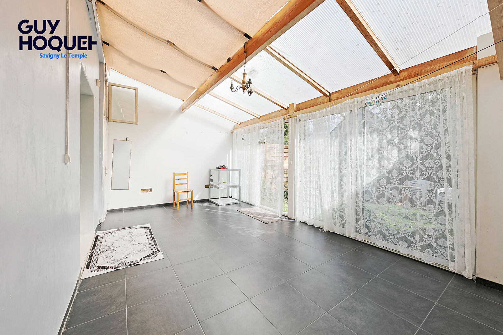 MAISON 5 PIÈCES -107 M² - JARDIN - GARAGE
