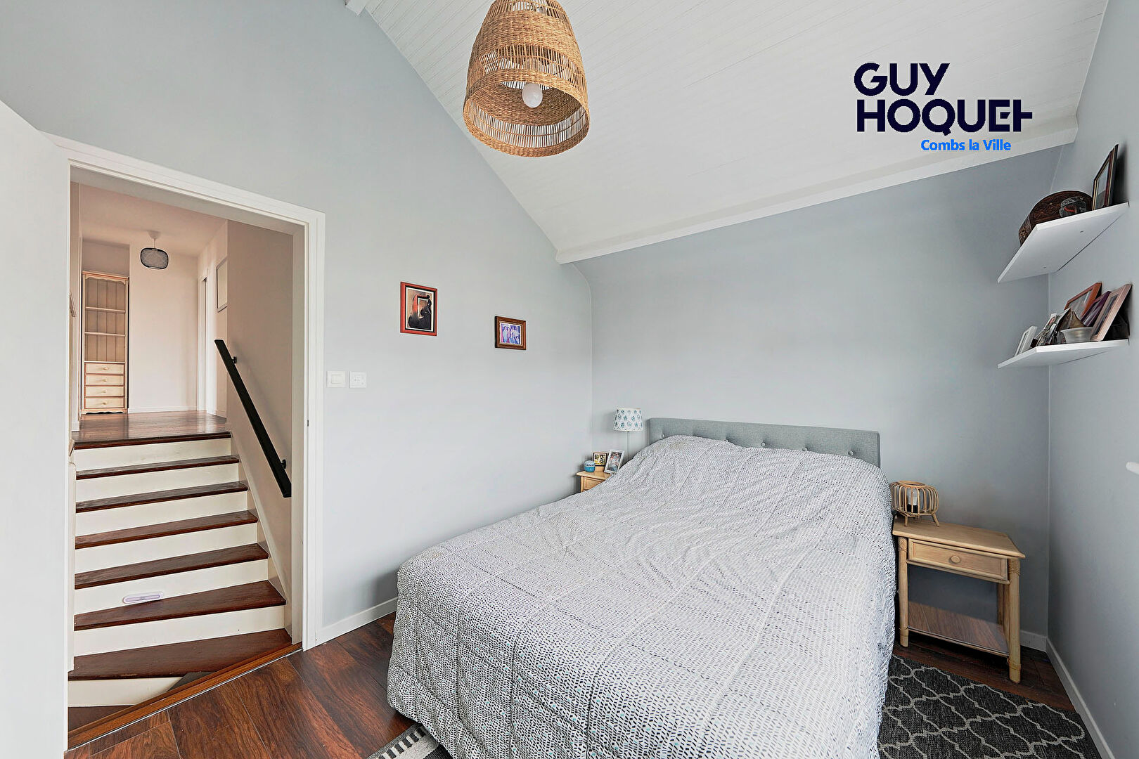 Vente : maison 5 chambres à COMBS LA VILLE avec double garage