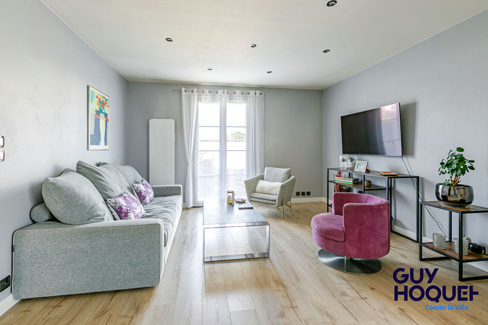 Maison à vendre à Combs-la-Ville - chambre + salle de bains de plain-pied