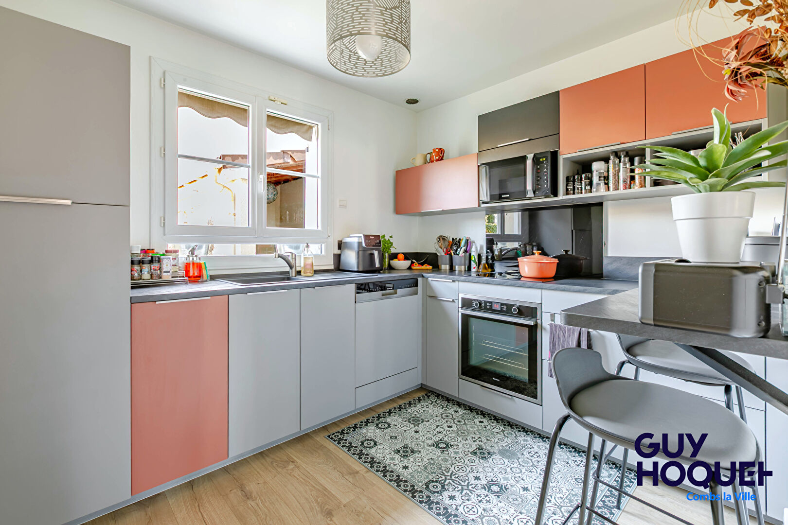 Maison à vendre à Combs-la-Ville - chambre + salle de bains de plain-pied