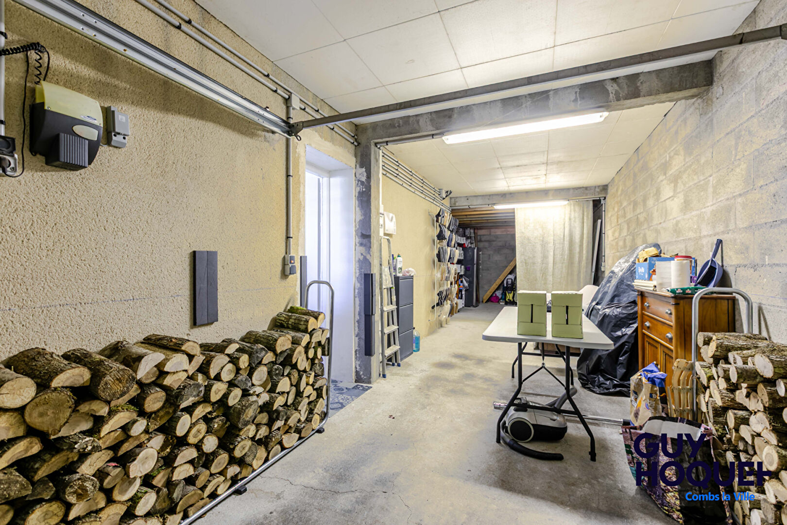 Maison à vendre à Combs-la-Ville - chambre + salle de bains de plain-pied